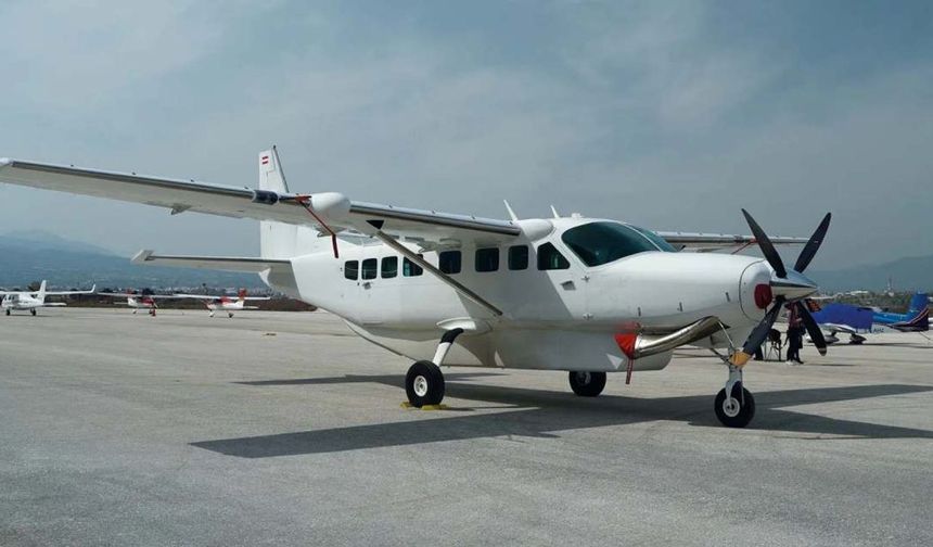 Endonezya'da Uçağa Silahlı Saldırı: 2 Pilot Öldü