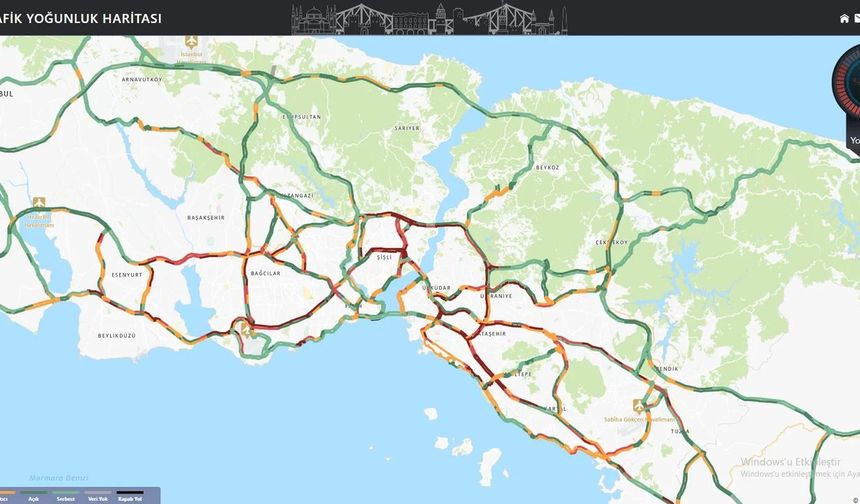 İstanbul'da Mesai Çıkışı Trafik Kilitlendi