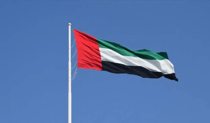 BAE, Tahran Büyükelçiliği'ni kapatarak, büyükelçisini geri çekti