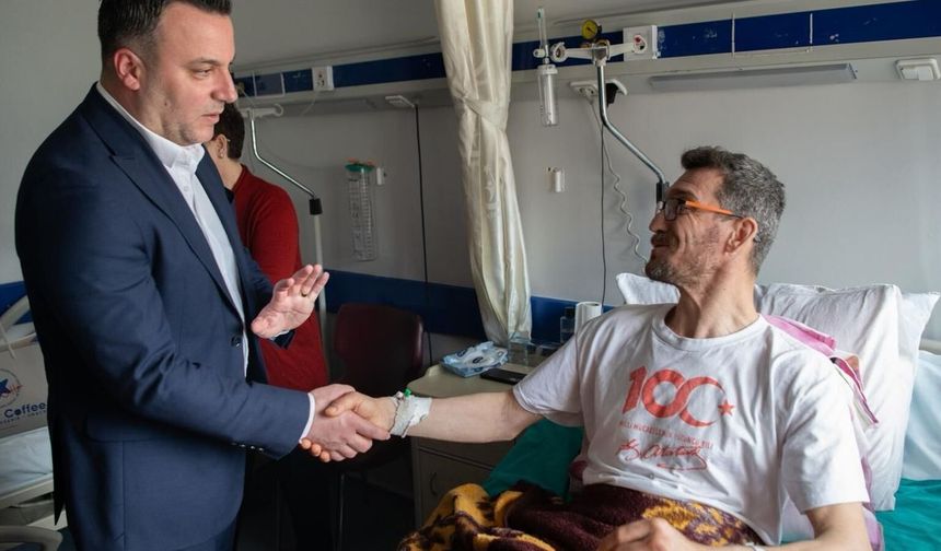 Demirtaş'tan belediye personeline geçmiş olsun ziyareti