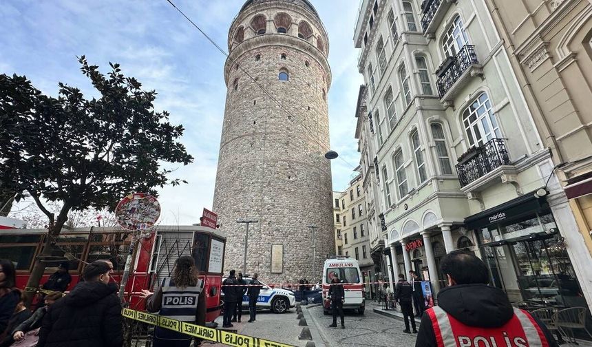 Galata Kulesi'nden atlayan kadın hayatını kaybetti!