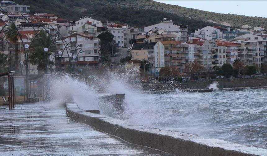 Meteorolojiden Kuzey Ege için fırtına uyarısı geldi