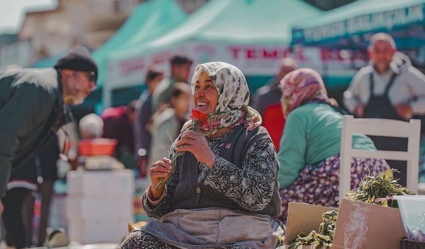 Torbalı Belediyesi'nden 8 Mart'ta anlamlı kutlama