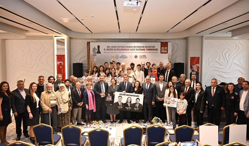 2. Mesir Uluslararası Açık Satranç Turnuvası'nda ödüller sahiplerini buldu