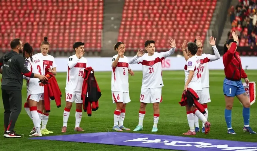 A Milli Kadın Futbol Takımı, Dünya Kupası yolunda kayıp yaşadı