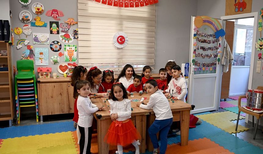 Anne Baba Çocuk Merkezi'nde 23 Nisan coşkusu erken yaşandı