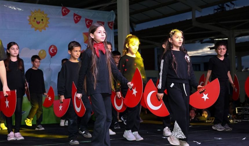 Bodrum'da 23 Nisan coşkusu yaşandı