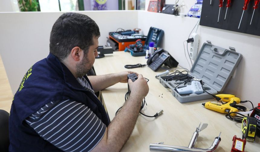 Buca'da engelsiz ulaşım hizmeti yenilendi