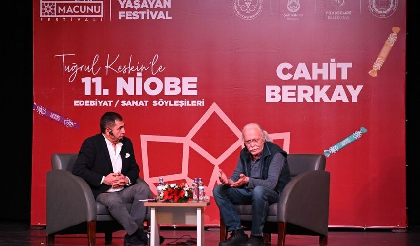 Cahit Berkay Manisalılarla buluştu