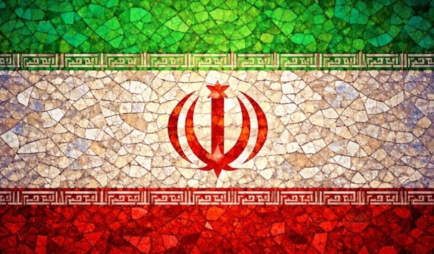 İran, ABD ile diplomatik kanalları kapatmadı