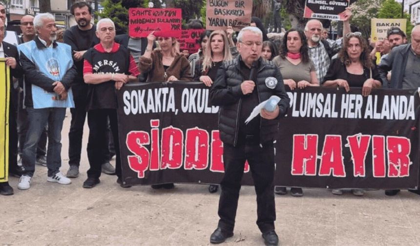 Mersin'de öğretmenlerin yürüyüşüne polis engeli