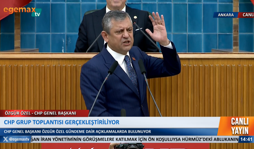 Özgür Özel rest çekip el yükseltti