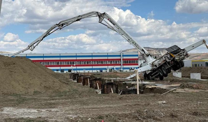 Sivas'ta iş kazası: 23 yaşındaki işçi hayatını kaybetti