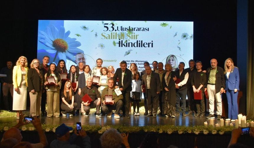 53. Uluslararası Şiir İkindileri Manisa'da Sanat Estirdi