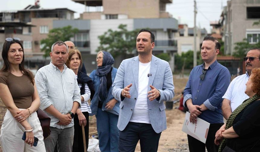 Avrupa'dan Bornova'ya kent bostanı incelemesi
