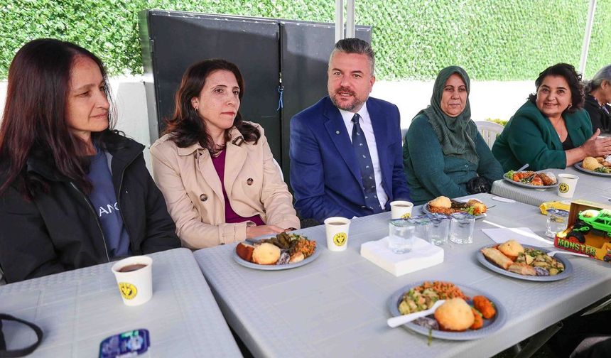 Başkan Görkem Duman, 'Beş Çayı' na konuk oldu