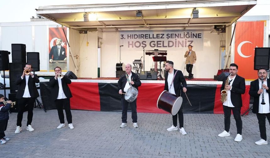 Çiğli'de Hıdrellez Şenliği birlik ve dayanışma mesajlarıyla sona erdi