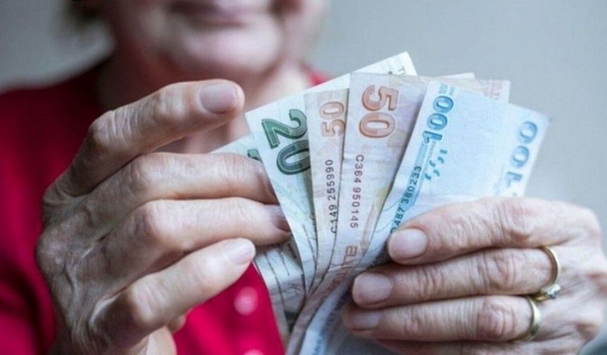 Emekli ikramiyesi ödemeleri sürüyor