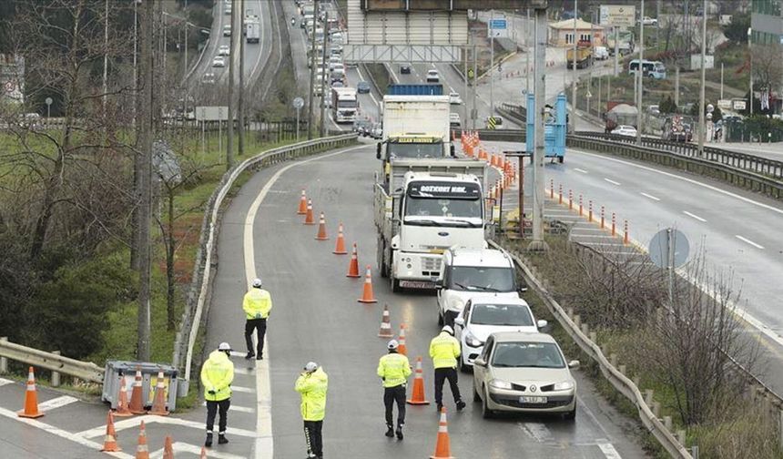İstanbul'da bazı yollar yarın trafiğe kapatılacak