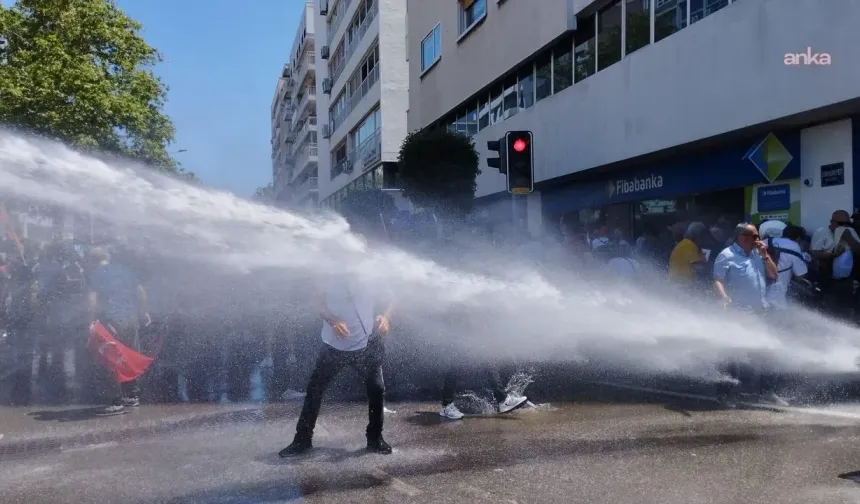 İzmir Barosu'ndan gözaltı açıklaması