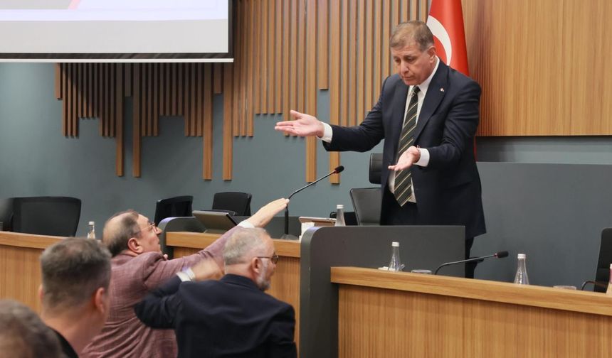 İZSU Kurulu'nda 'dudak okuma' tartışması