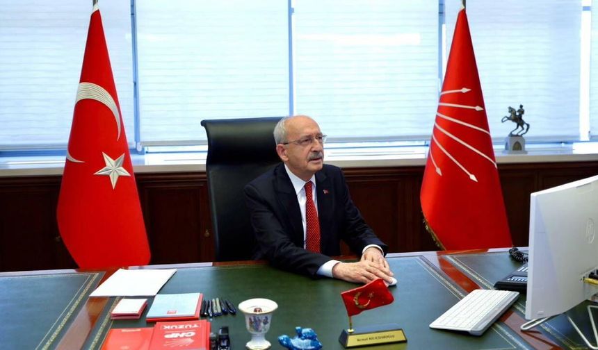 Kılıçdaroğlu 933 gün sonra makam odasında