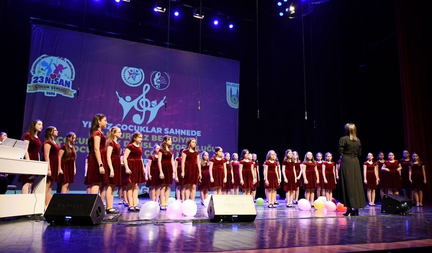 Lüleburgaz Belediyesi Çoksesli Çocuk Korosu'na ödül