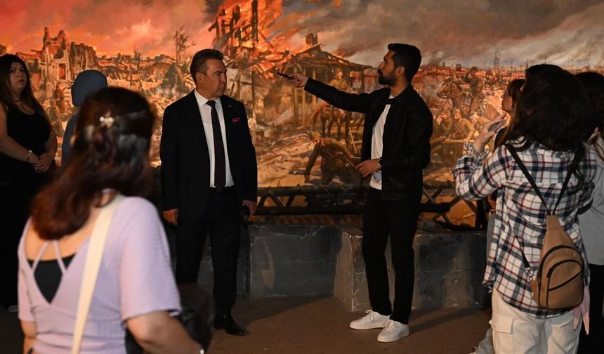 Öğrencilere Manisa'nın Tarihi Mirası Anlatıldı