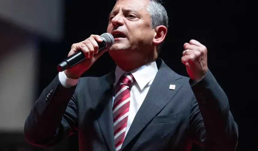 Özgür Özel'den gençlere 19 Mayıs mesajı