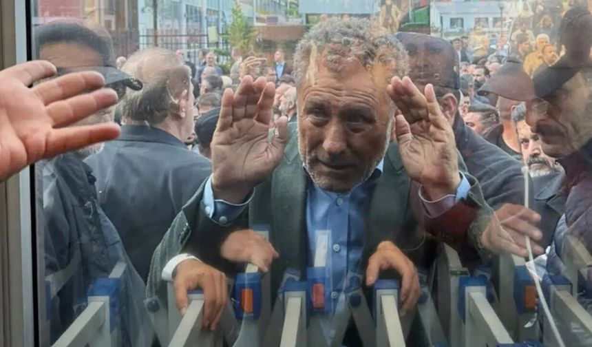 Sarıbal'ın basın danışmanı istifa etti