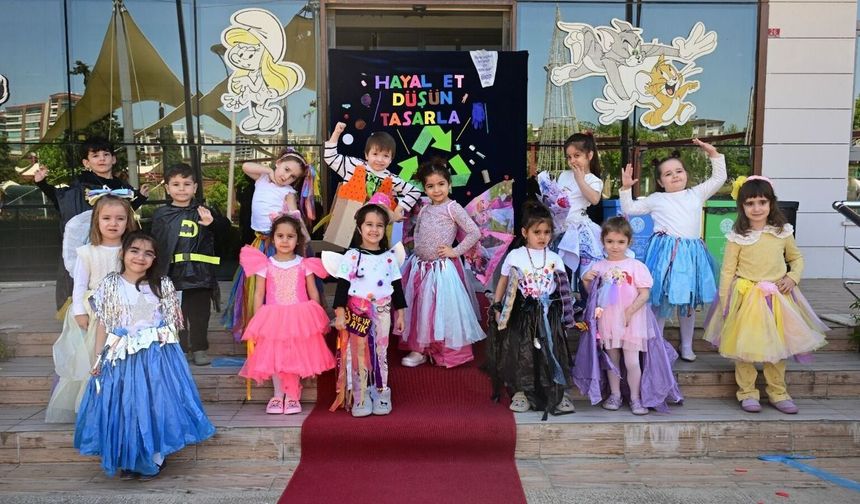 Yuvamız Manisa'nın Miniklerinden 'Sıfır Atık' Defilesi