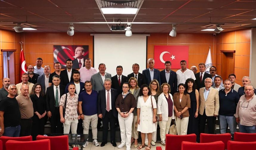 Başkan Aras sektör temsilcileriyle bir arada