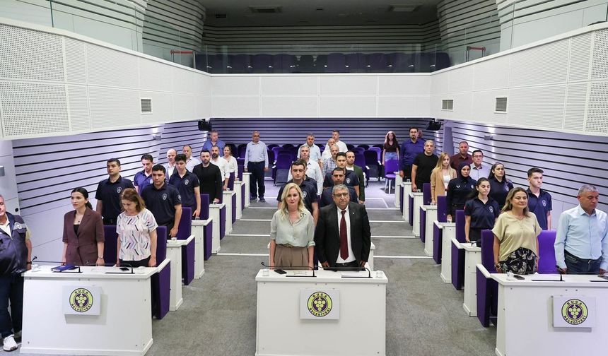 Buca'nın yeni zabıtaları göreve başladı