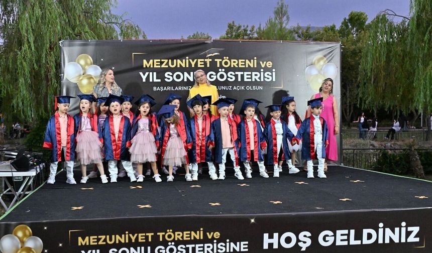 Büyükşehir Çocuk Eğitim Merkezlerinde Mezuniyet Heyecanı