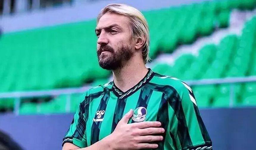 Caner Erkin Futbola Veda Etti!