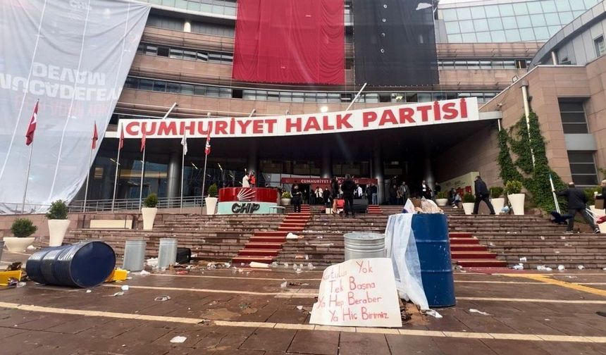 CHP YDK'dan ilk karar: İhraç işlemleri durduruldu