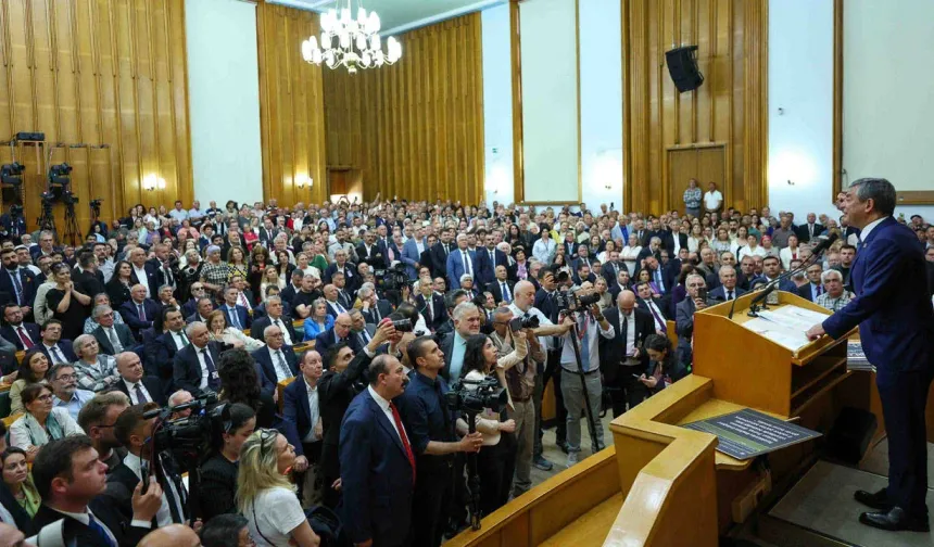 CHP'de yeni Grup Başkanvekilleri kimler olacak..?