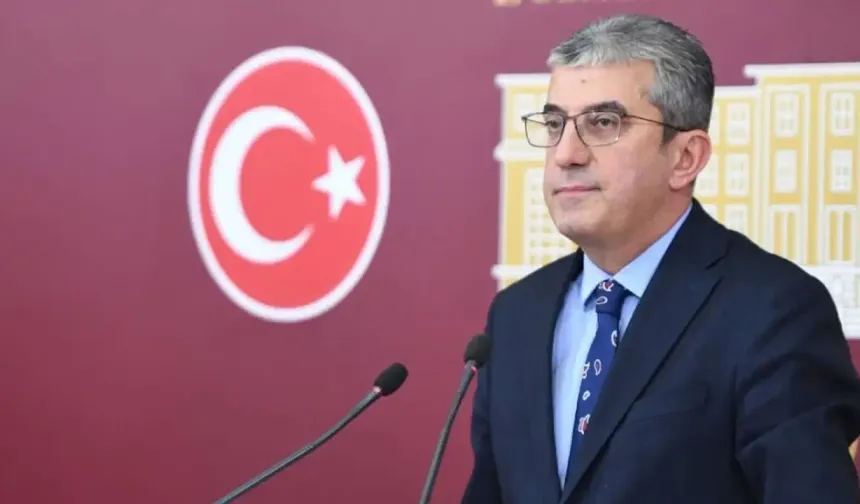 CHP'de yeniden Grup Başkanvekilliği'ne döndü