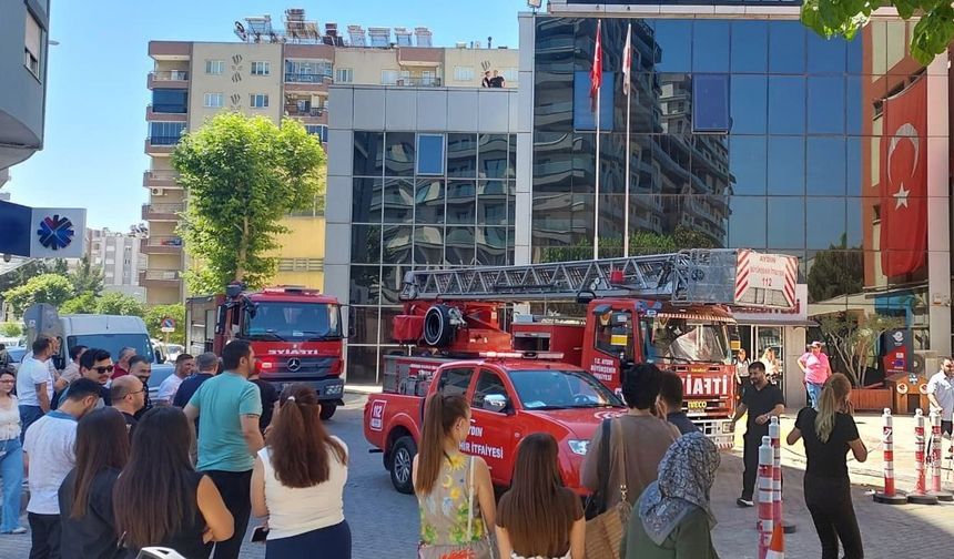 Efeler Belediye Binası'nda yangın