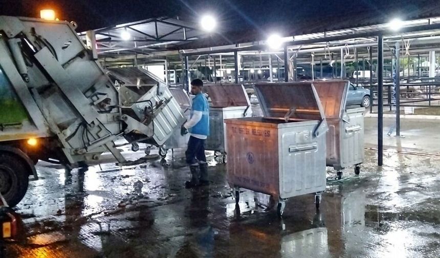 Efeler'in bayram mesaisi meyvesini verdi