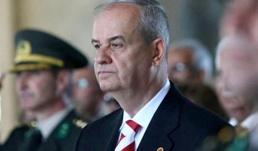 İlker Başbuğ'dan Özgür Özel'e Destek