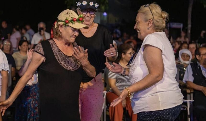 Kiraz Şenliği binlerce ziyaretçi ağırladı