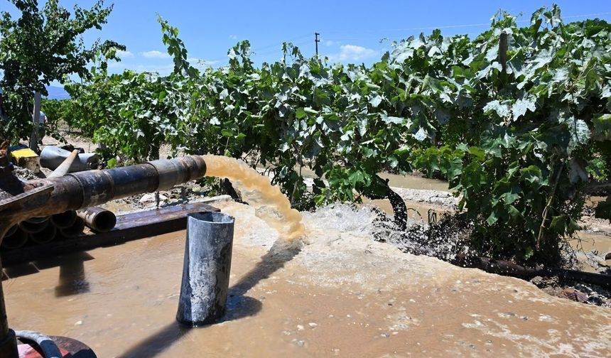Manisa Büyükşehir'den Sarıgöl Çiftçisine can suyu