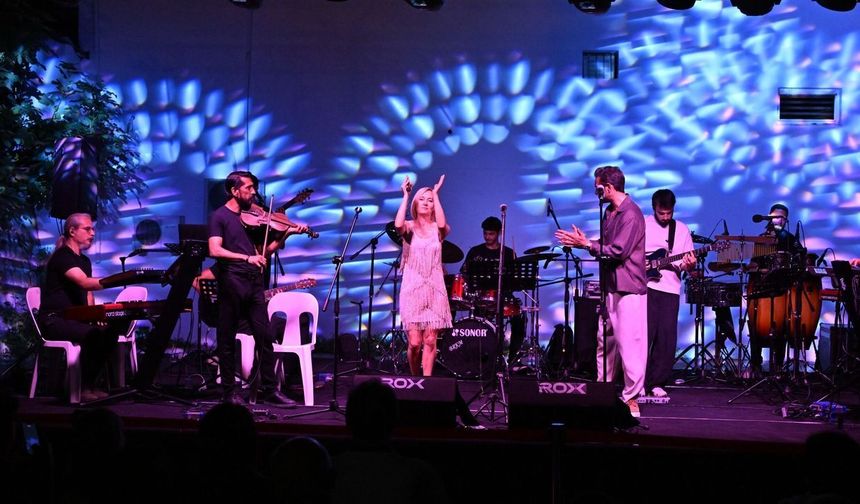 Manisa'da pop müziği rüzgârı esti