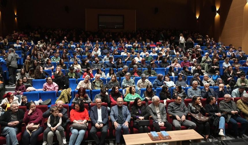 Turgutlu Belediyesinden Babalar Günü konseri