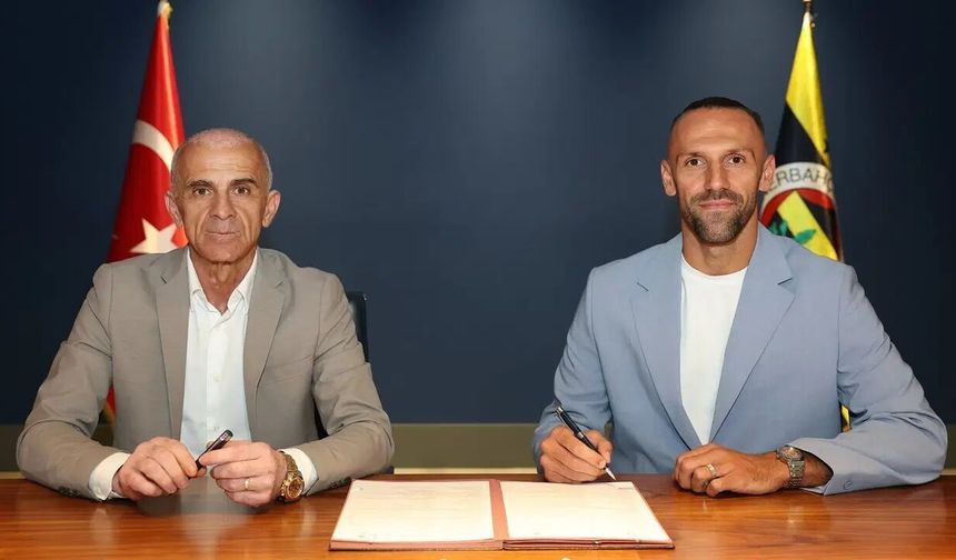 Vedat Muriqi Fenerbahçe'ye İmzayı Attı