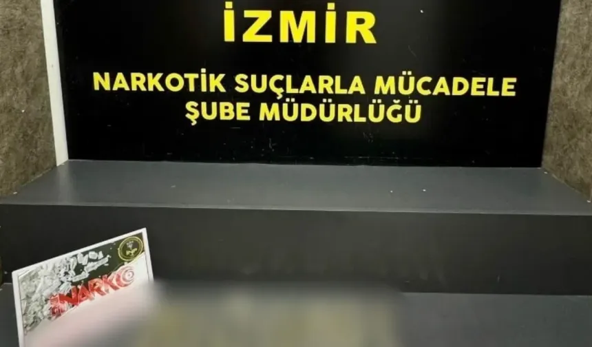 İzmir Havalimanı'nda uyuşt*rucu operasyonu