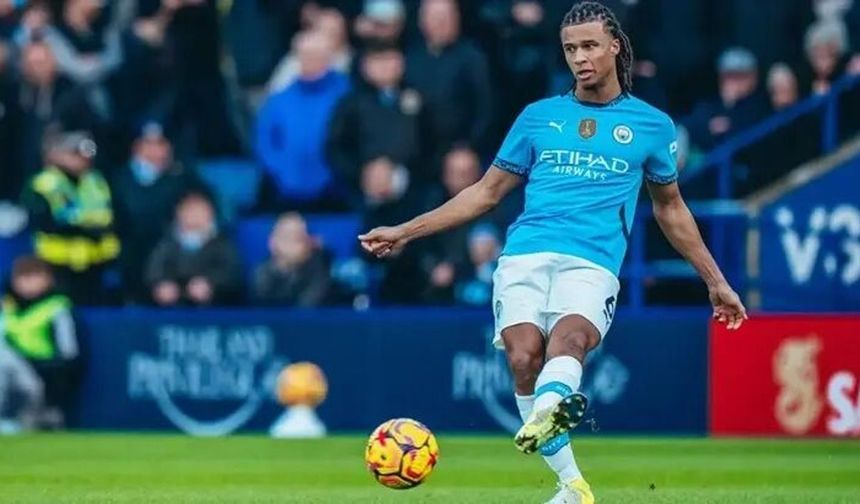 Manchester City, Ake'nin Fenerbahçe'ye gidişini duyurdu