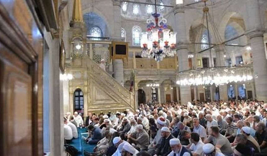'Orta Çağ engizisyonundan aydınlanmacı fikirle çıkabiliriz'
