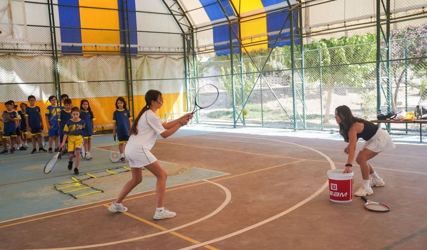 Seferihisar'da yaz sporla büyüyor